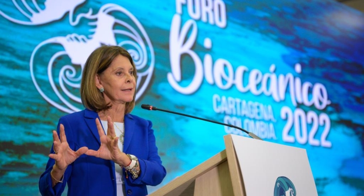 ¡Colombia lidera diálogo por el futuro de los océanos! En el Foro Bioceánico en Cartagena, la Vicepresidente y Canciller hizo un llamado para que las acciones sobre el uso responsable y sostenible del océano requieran inmediatez y concreción