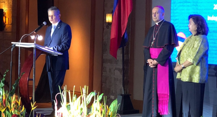 La Embajada de Colombia en Filipinas conmemoró el 208º aniversario del Día Nacional de la Independencia